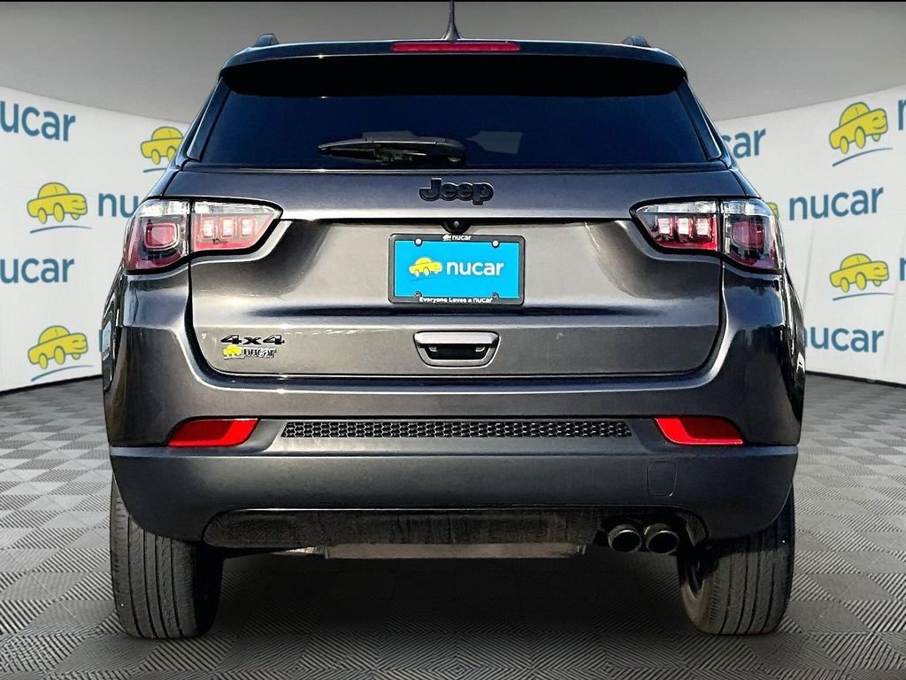 Used 2022 Gray Jeep Altitude image 5