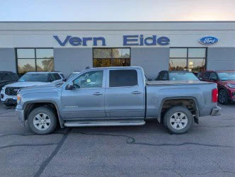 Used 2015 Light Steel Gray Metallic GMC SLE image 1