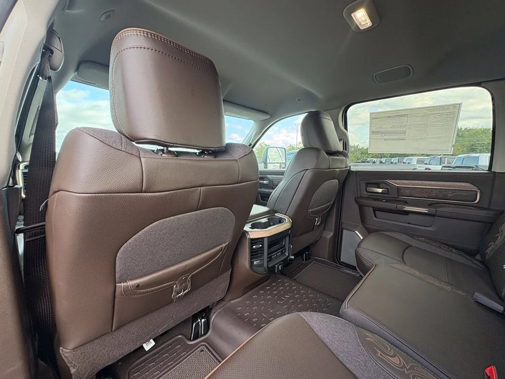 New 2026 Diamond Black Crystal Pearl-Coat Exterior Paint RAM Limited image 26