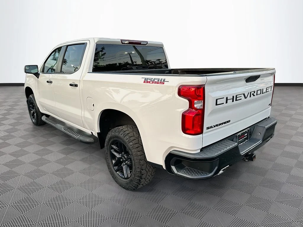 Used 2022 White Chevrolet LT Trail Boss image 6