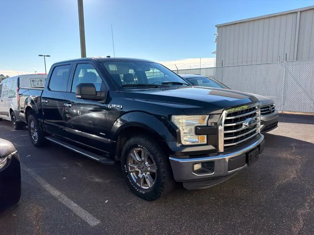 Used 2015 Black Ford XLT image 2