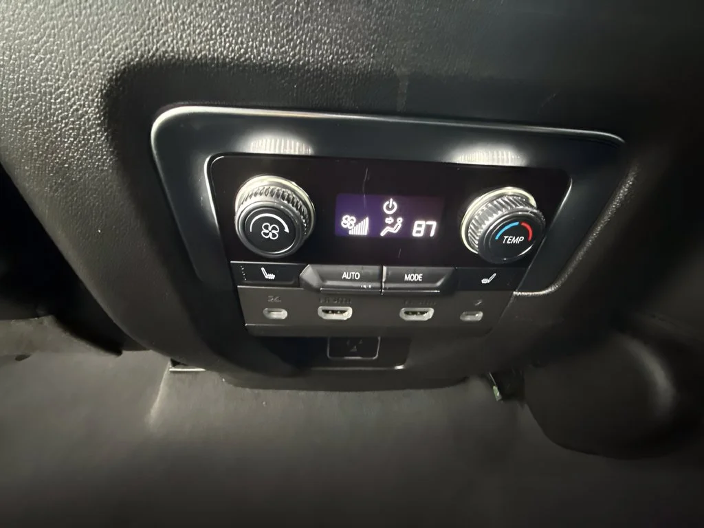 Used 2023 Silver GMC Denali image 13