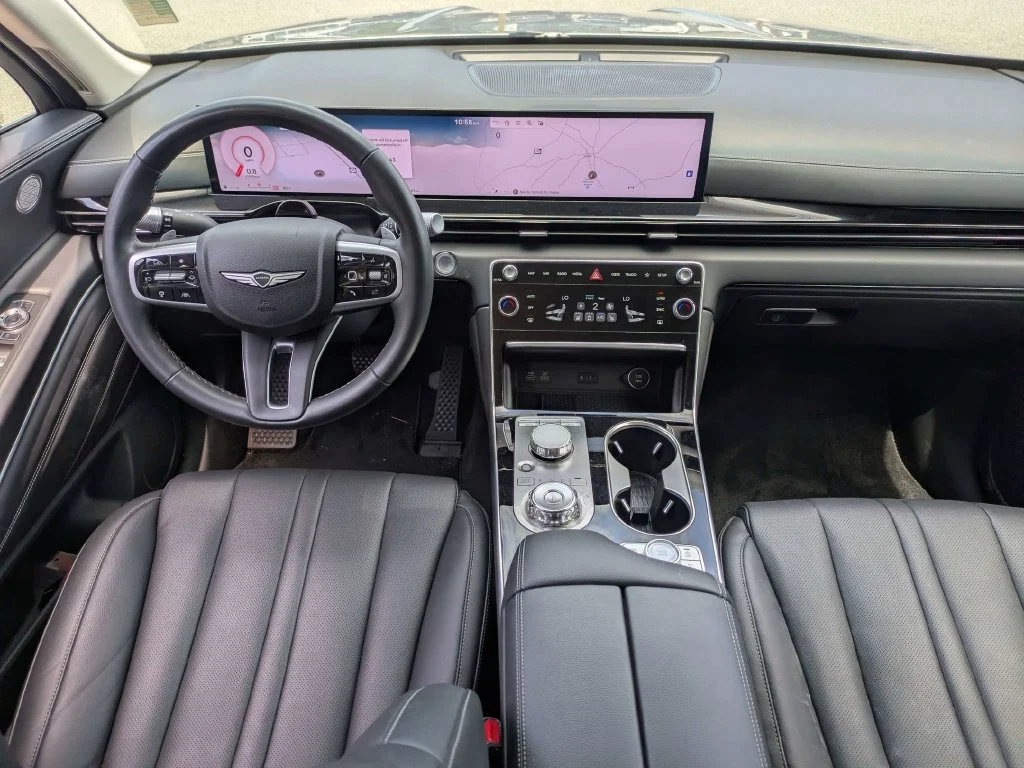 Used 2025 Silver Genesis 2.5T image 17