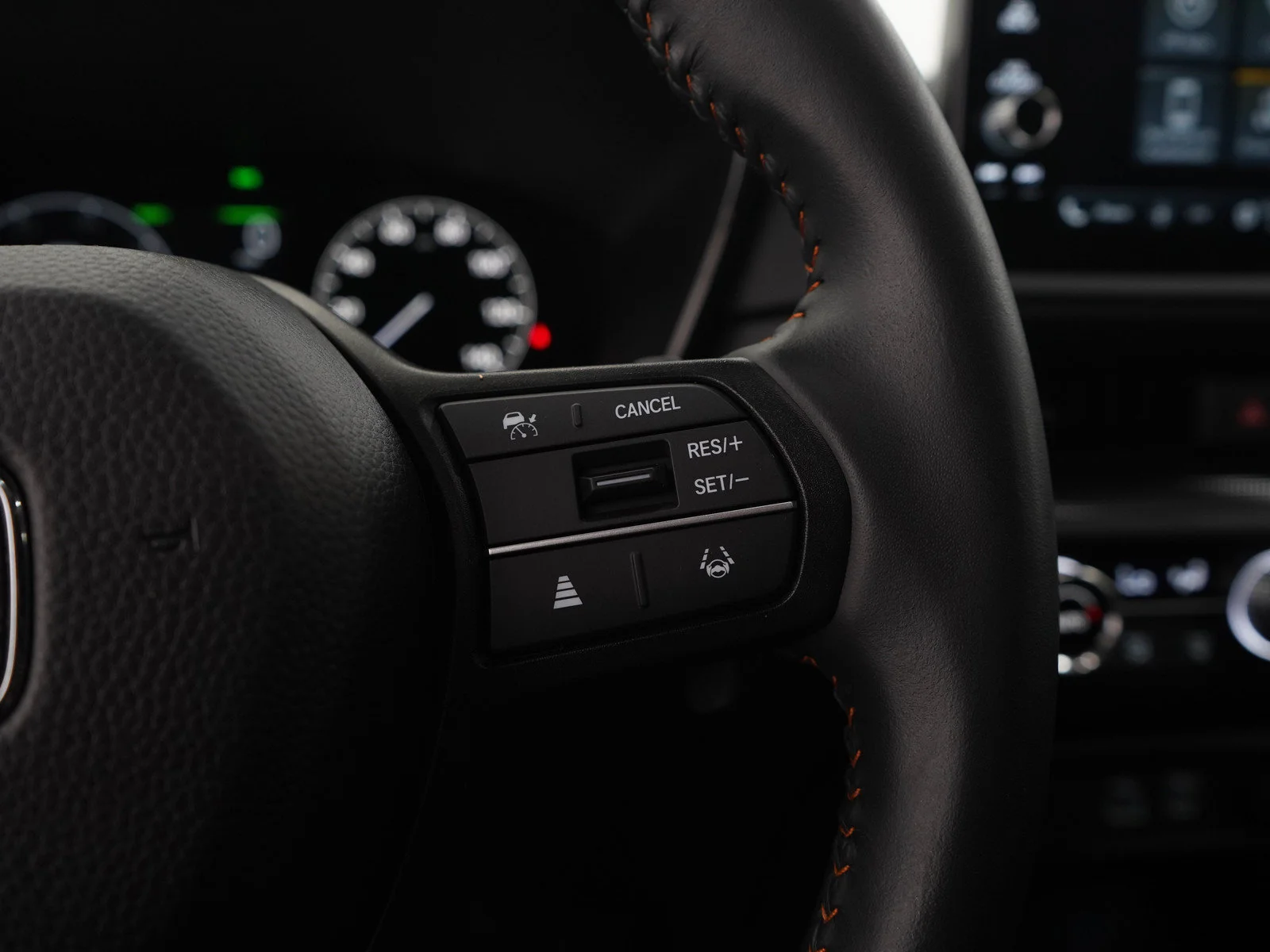 Used 2025 White Honda Sport-L image 27
