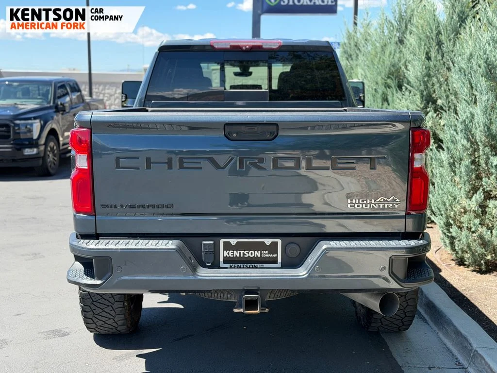 Used 2020 Gray Chevrolet High Country image 6