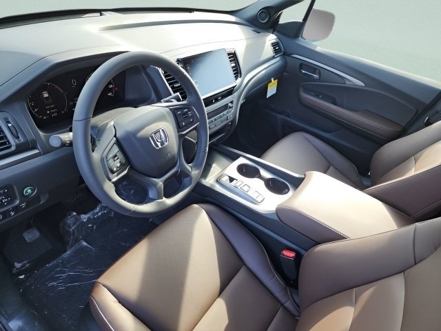New 2026 Platinum White Pearl Honda RTL image 22