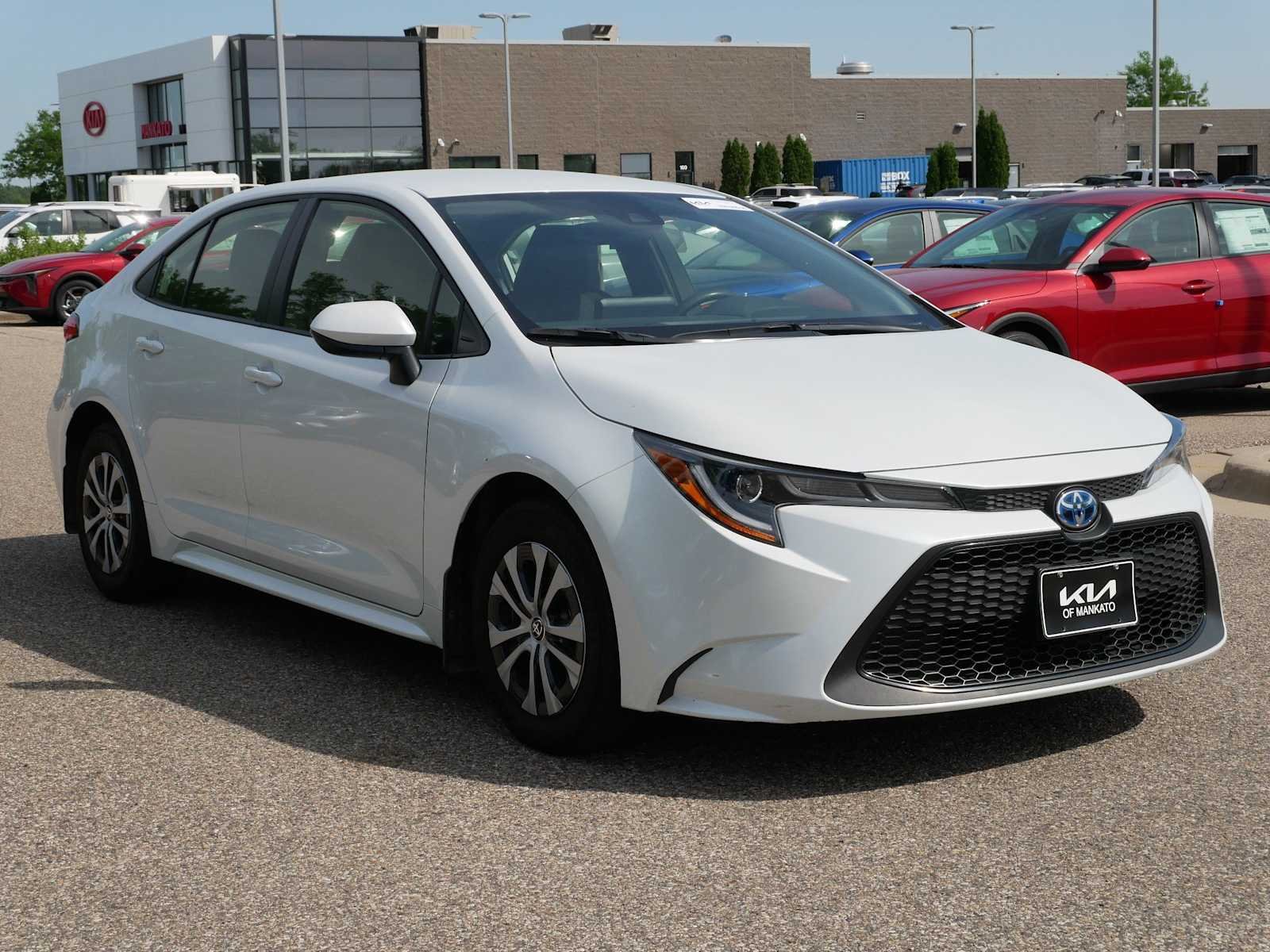 2022 Toyota Corolla LE Hybrid CVT's photo