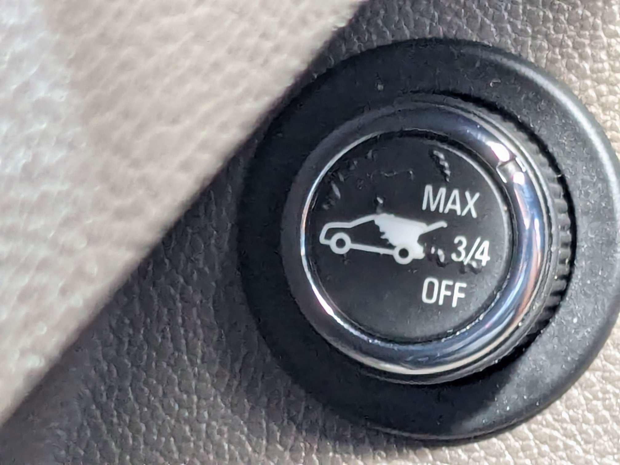 Used 2019 Mosaic Black Metallic Chevrolet LT Leather image 29