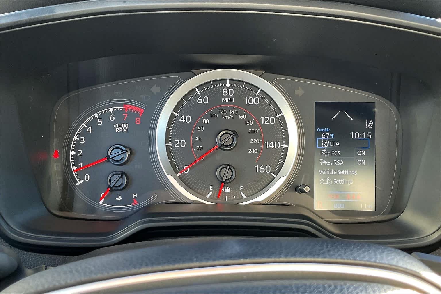Used 2022 Wind Chill Pearl Toyota SE image 24