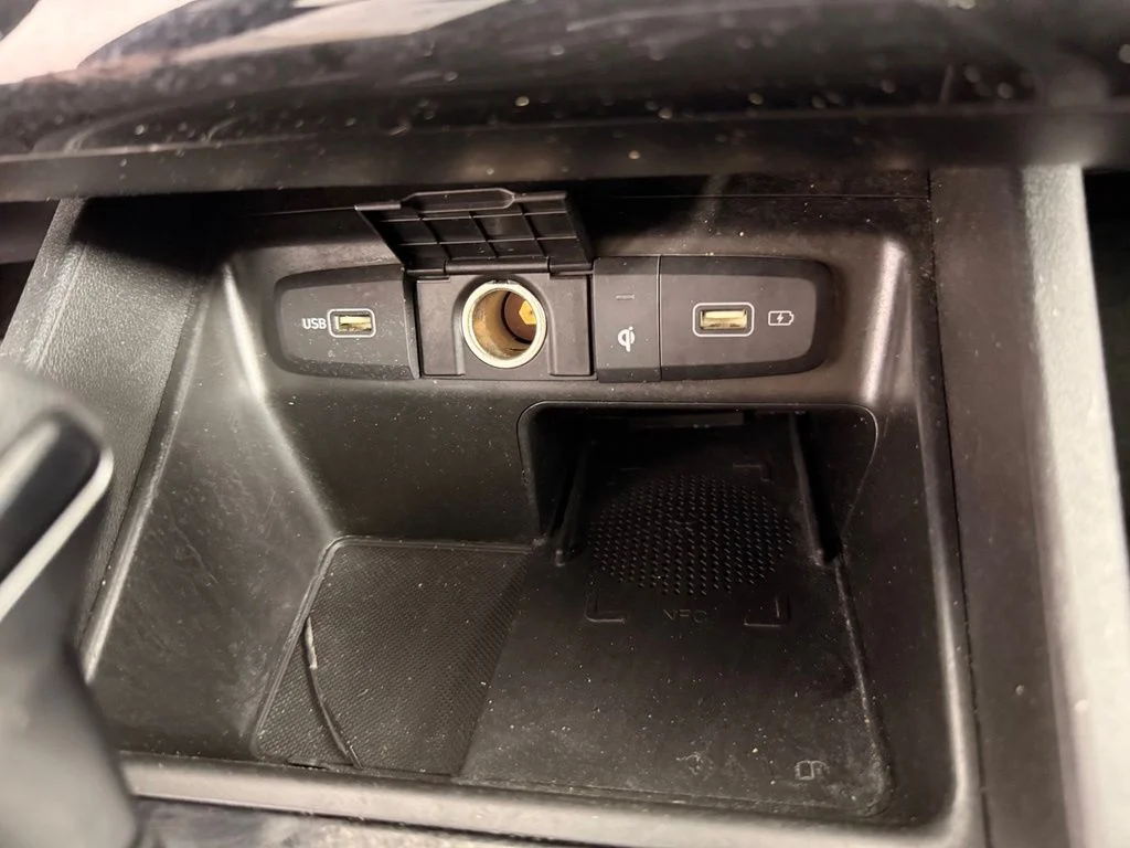 Used 2024 Silver Hyundai SEL image 27