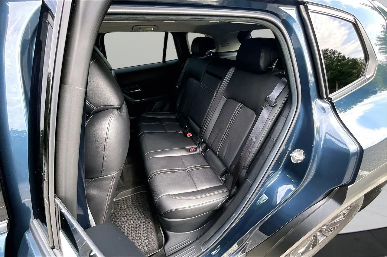 Used 2025 Blue Mazda Premium image 22