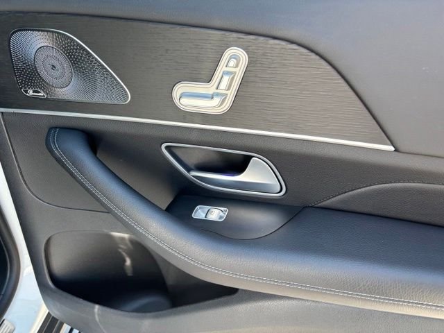Used 2024  Mercedes-Benz GLS 450 image 20