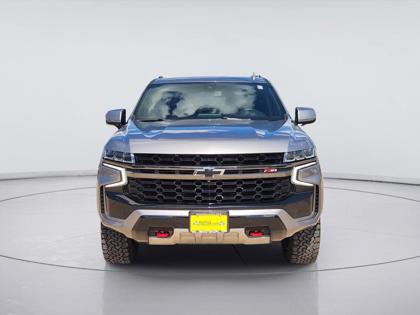 2022 Chevrolet Tahoe photo 2 of 32
