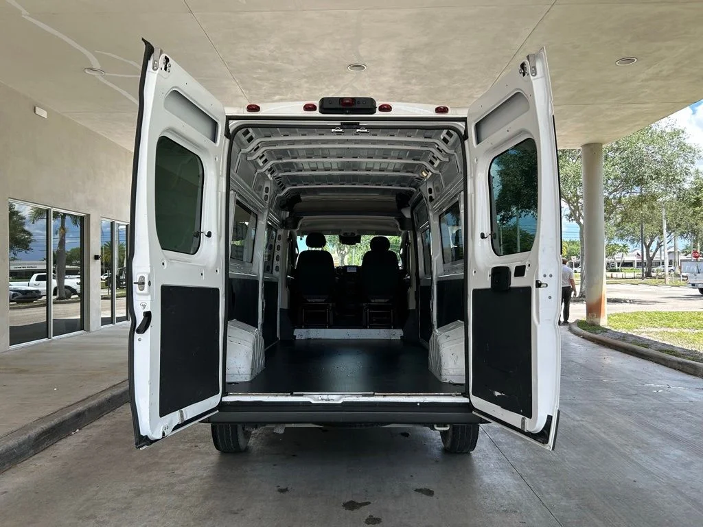 Used 2022 White Ram High Roof image 29