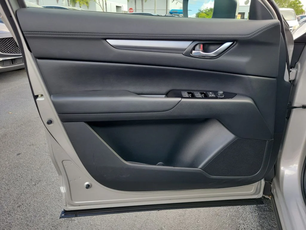 2025 Mazda CX-5 S Select Package - Photo 15