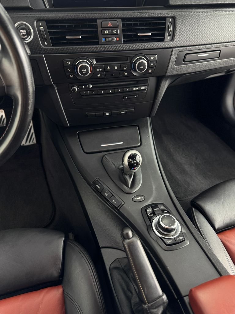 Used 2013 White Metallic BMW Base image 14