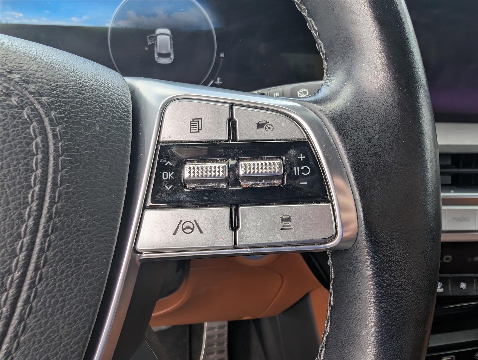 Used 2023 Wolf Gray Kia SX X-Line image 22