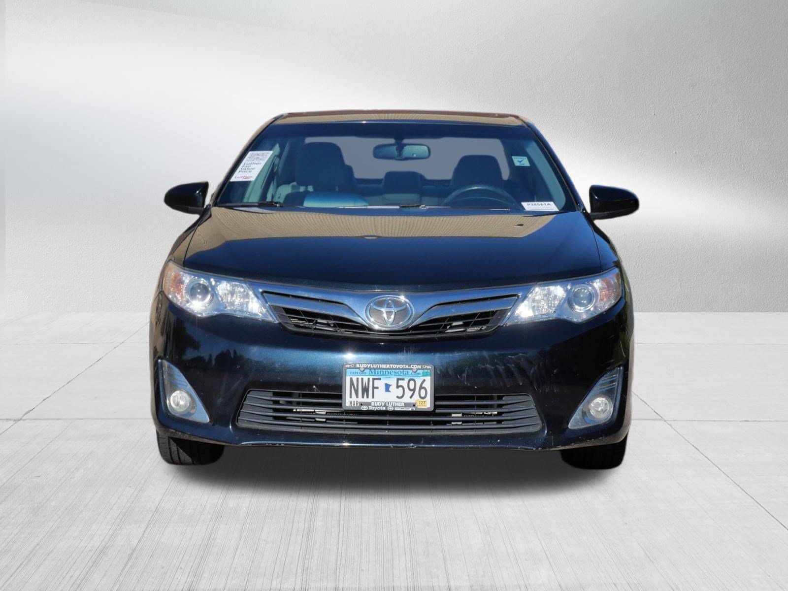 Used 2013 Toyota Camry XLE with VIN 4T1BF1FK5DU650507 for sale in Golden Valley, Minnesota