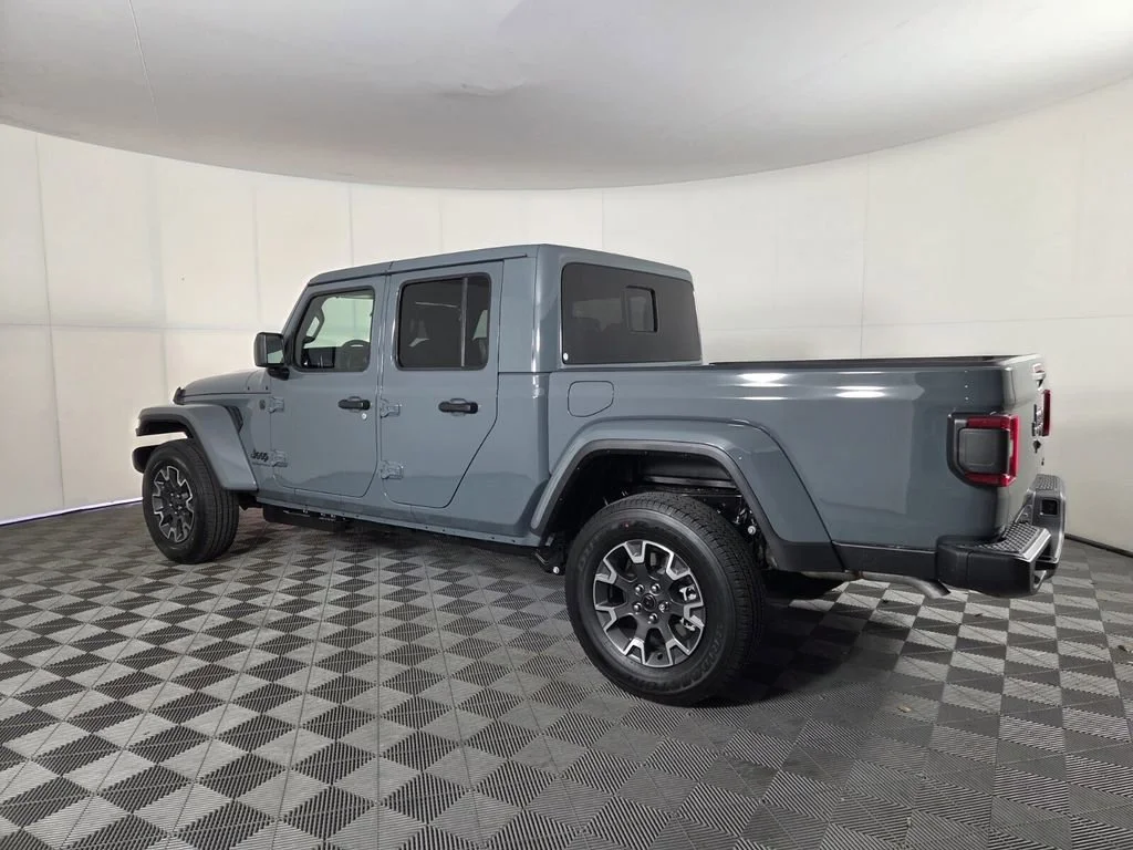 New 2026 Anvil Clear-Coat Exterior Paint Jeep Sahara image 7