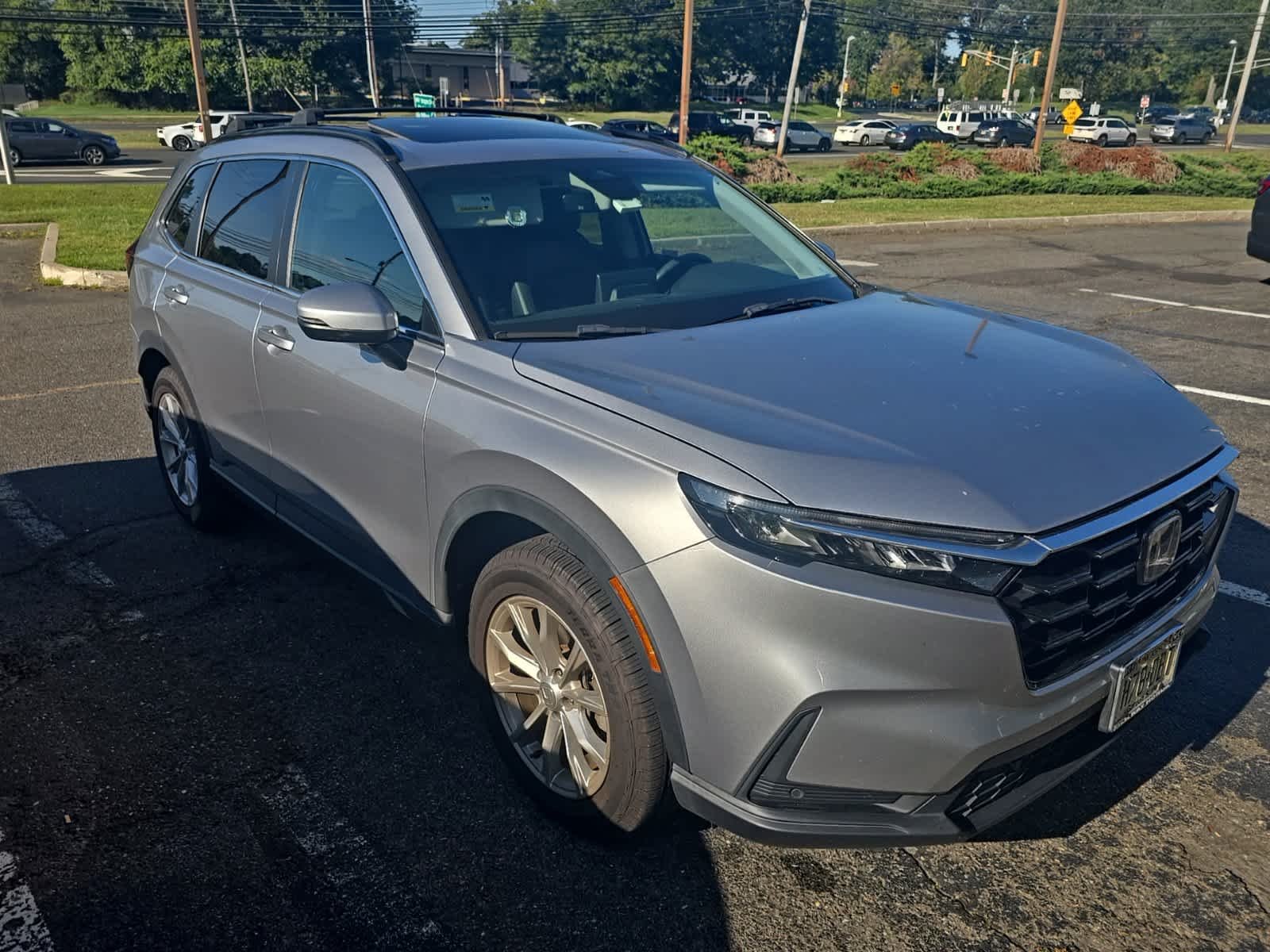 Certified Used 2024 Lunar Silver Metallic Honda EX-L image 3
