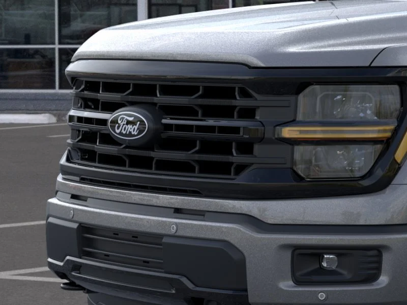 New 2026 Carbonized Gray Metallic Ford XLT image 39