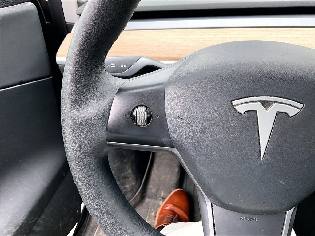 Used 2021 Midnight Silver Metallic Tesla Long Range image 23