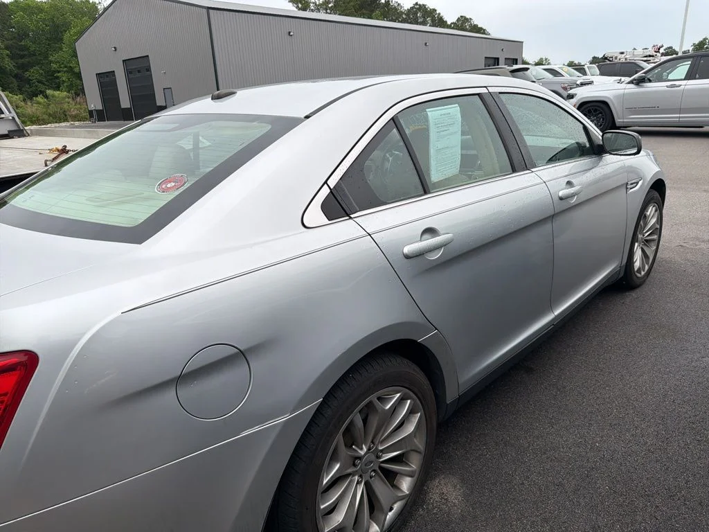 2013 Ford Taurus