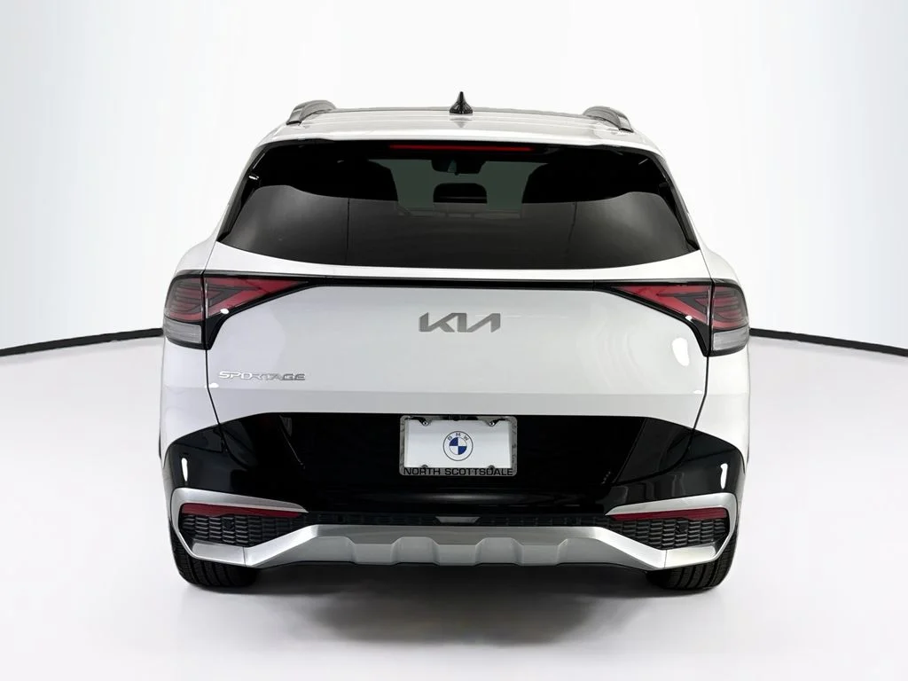 Used 2023 White Kia SX-Prestige image 6