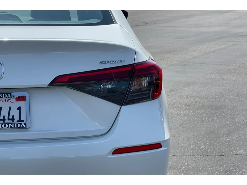 Used 2023 Platinum White Pearl Honda Sport image 16
