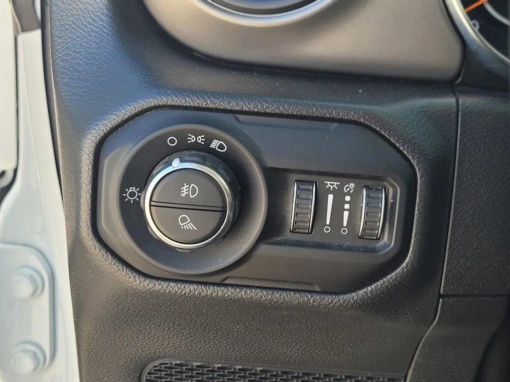 2022 Jeep Gladiator WILLYS SPORT - Photo 28