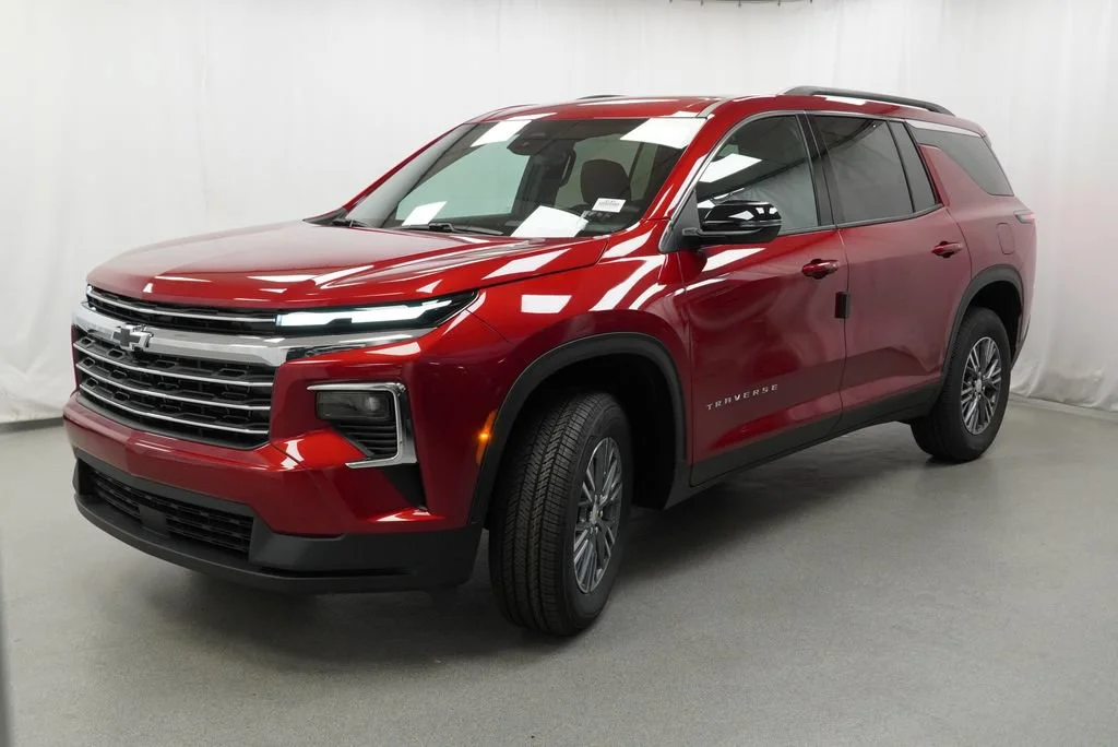 New 2027 Radiant Red Tintcoat Chevrolet LT image 4