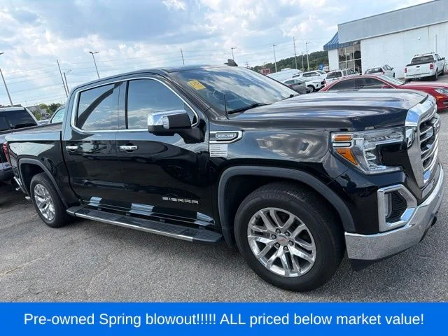 Used 2020 Black GMC SLT image 9
