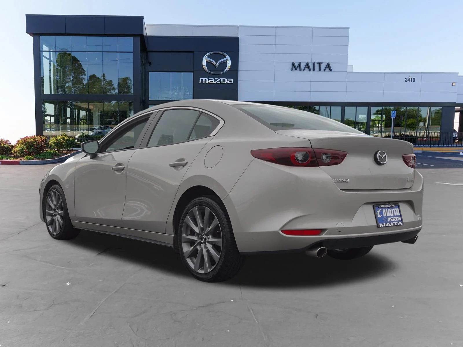 Certified Used 2025 Platinum Quartz Metallic Mazda 2.5 S Preferred Package image 7