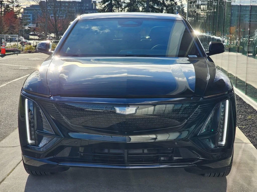 Used 2025 Stellar Black Metallic Cadillac Sport 2 image 9
