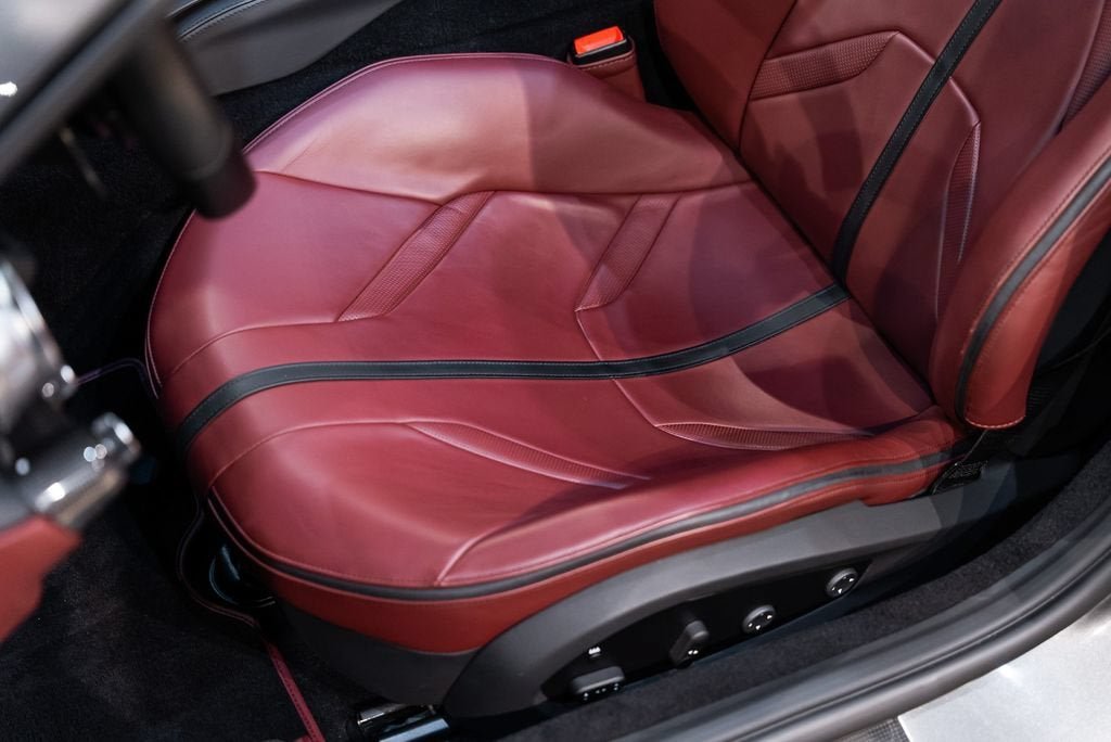 Certified Used 2023 Canna di Fucile Ferrari Base image 27