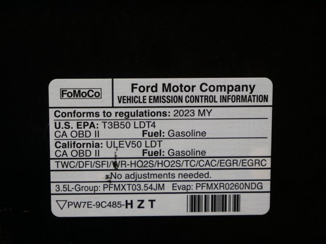 Used 2023 Azure Gray Metallic Tri-Coat Ford Crew Cab Tremor image 34