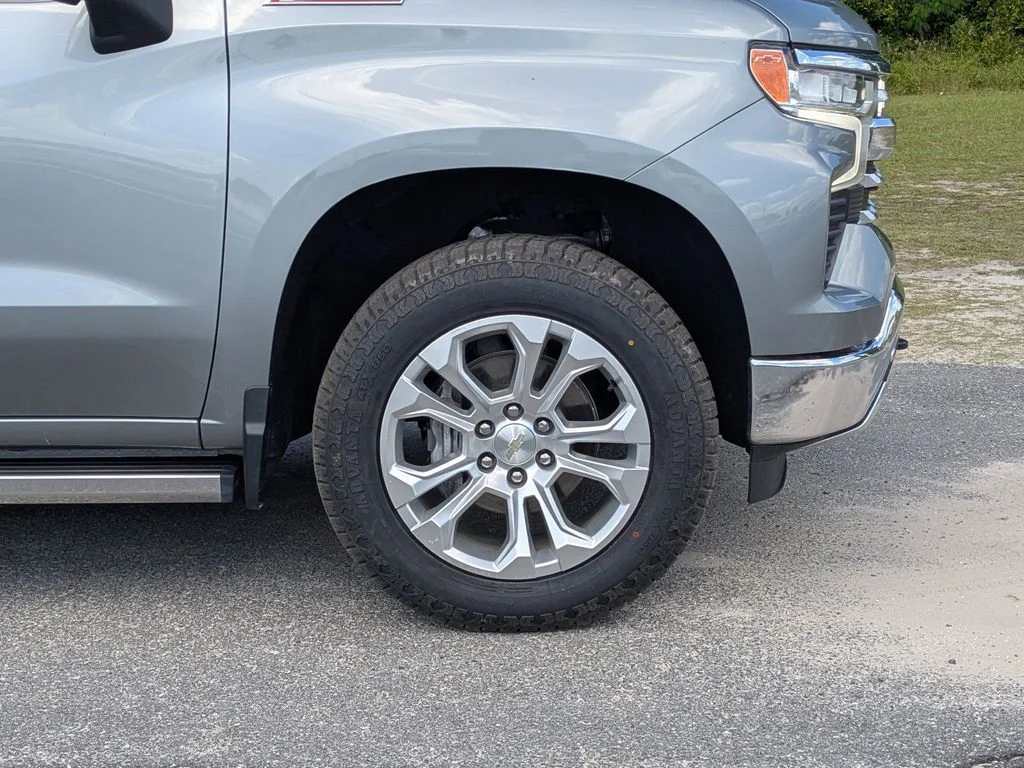 Used 2023 Gray Chevrolet LTZ image 11