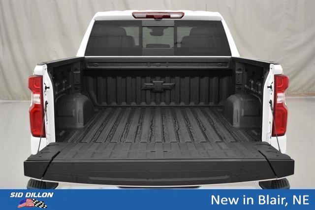 New 2026 Summit White Chevrolet LTZ image 13