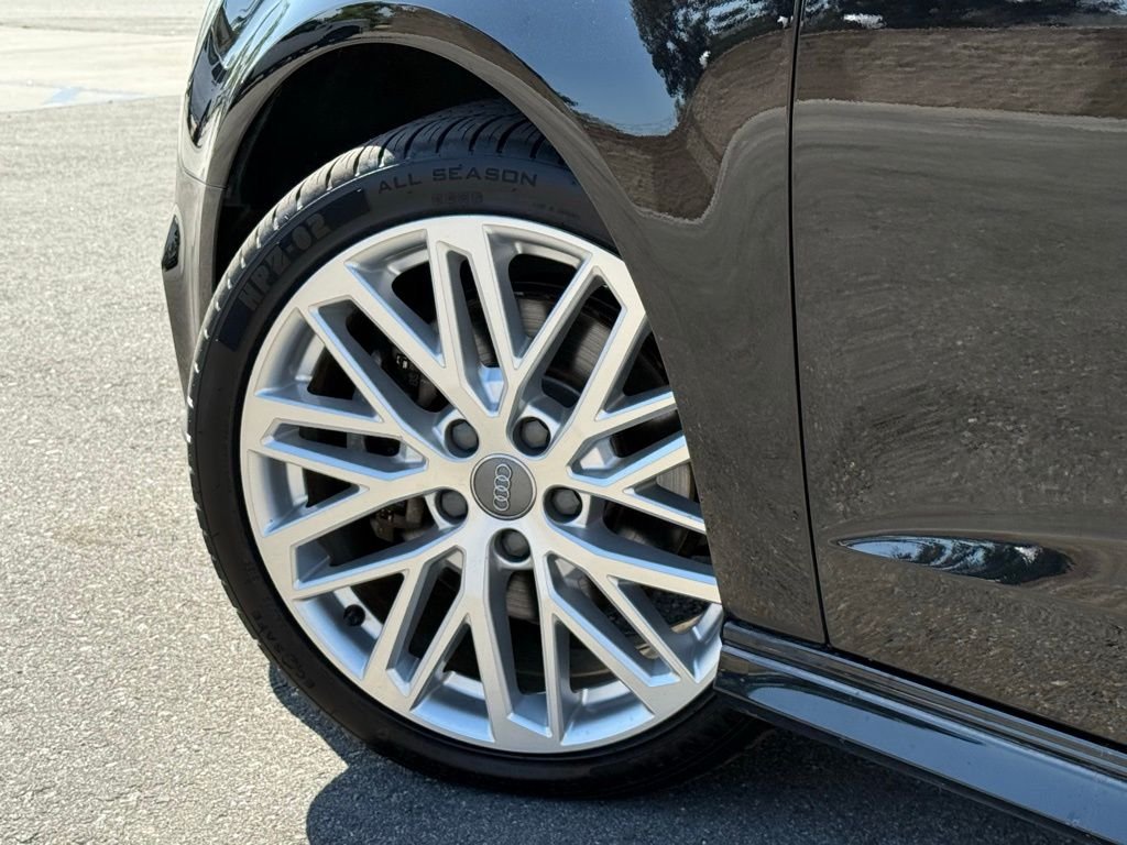 Certified Used 2018 Mythos Black Metallic Audi 1.4T Premium image 19