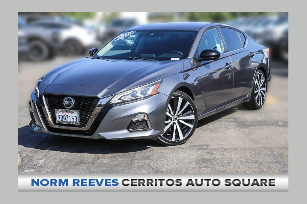 Used 2020 Gray Nissan 2.5 SR image 1