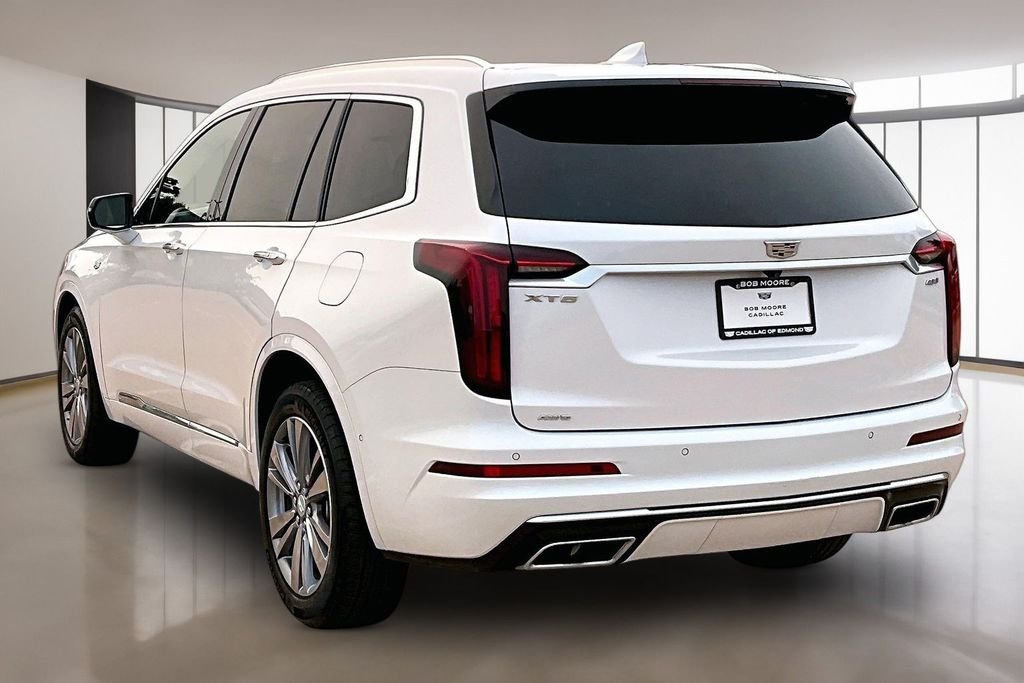 Used 2025 White Cadillac Premium Luxury image 12