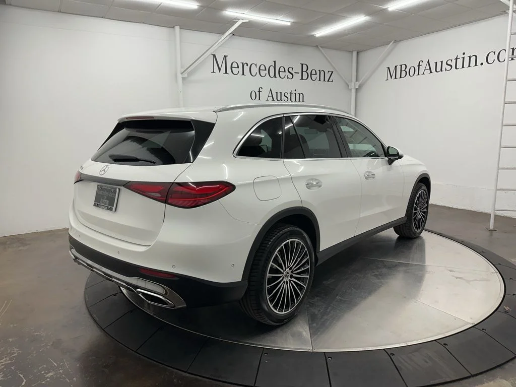 Used 2026 White Mercedes-Benz GLC 300 image 7