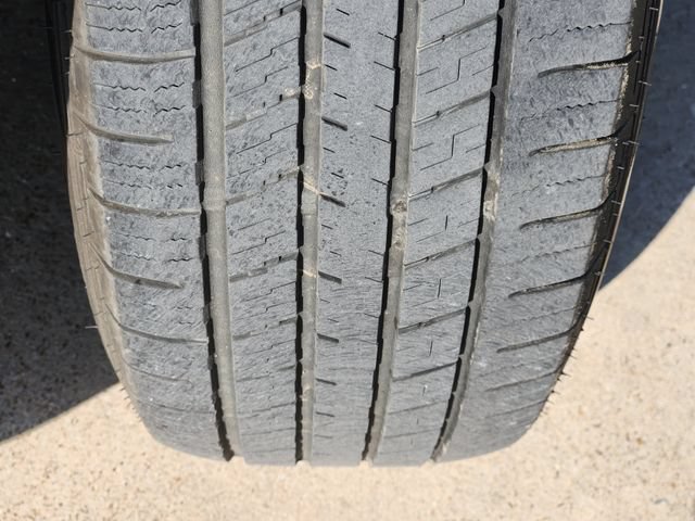 Used 2022 Blue Ford XL image 19