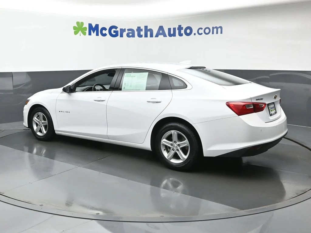 Used 2024 White Chevrolet LT image 22