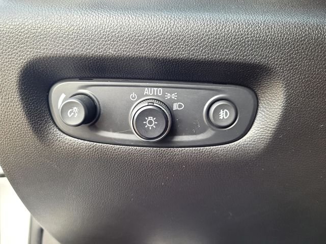 Used 2021 Beige Chevrolet Premier image 17