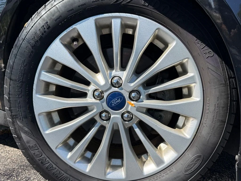 Used 2017 Black Ford SE image 10