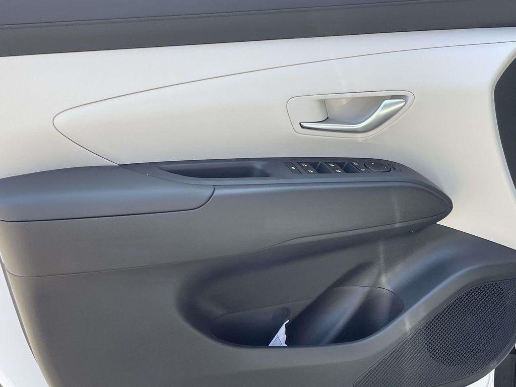New 2026 White Hyundai SEL FWD image 13