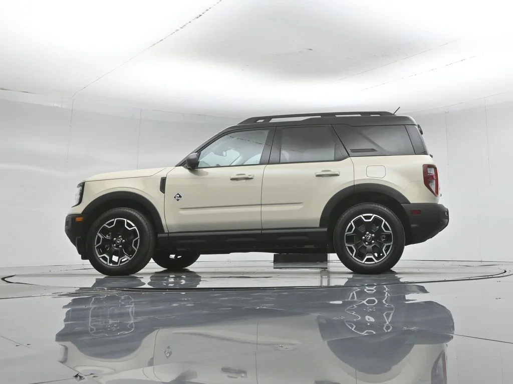 Certified Used 2025 Beige Ford Outer Banks image 55