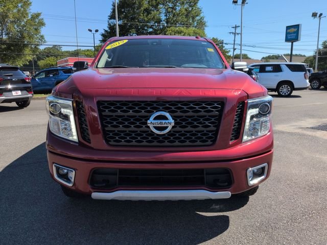 Used 2019 Red Nissan PRO-4X image 8