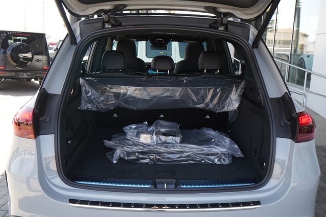 New 2026 MANUFAKTUR Alpine Grey Mercedes-Benz AMG® GLE 63 S 4MATIC+ SUV image 8